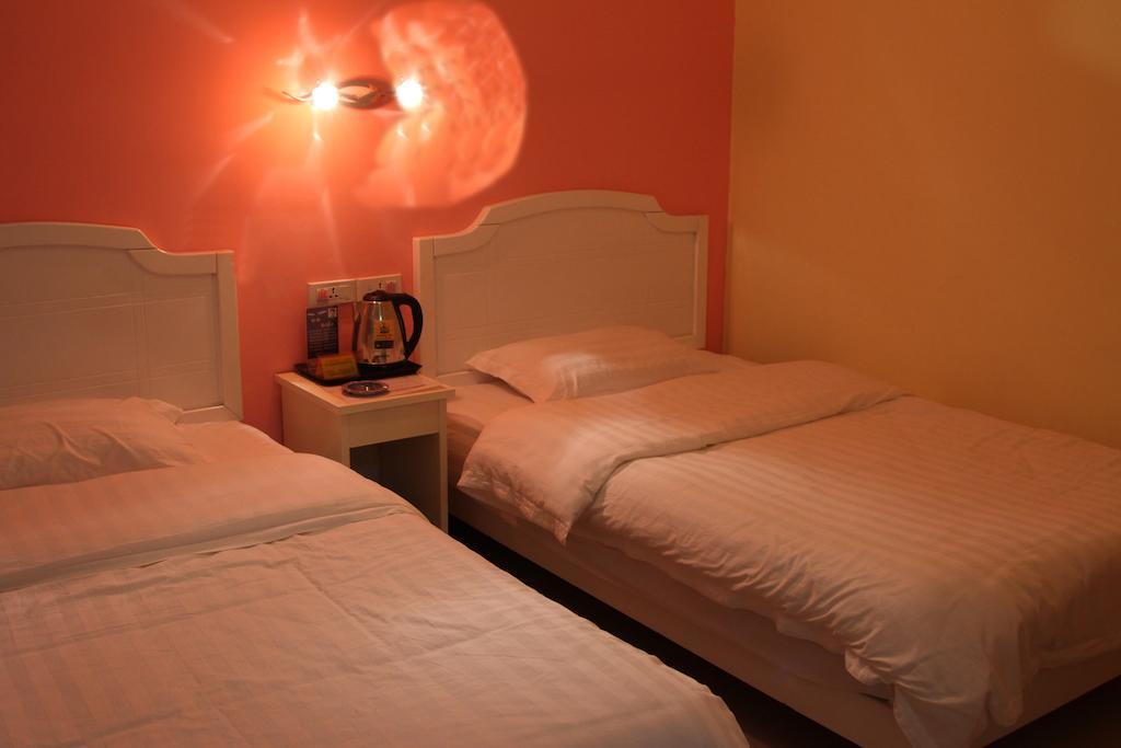 Yangshuo Romantic Inn Buitenkant foto
