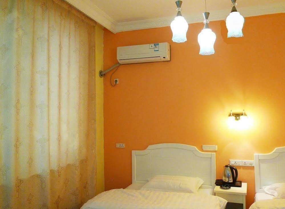 Yangshuo Romantic Inn Buitenkant foto