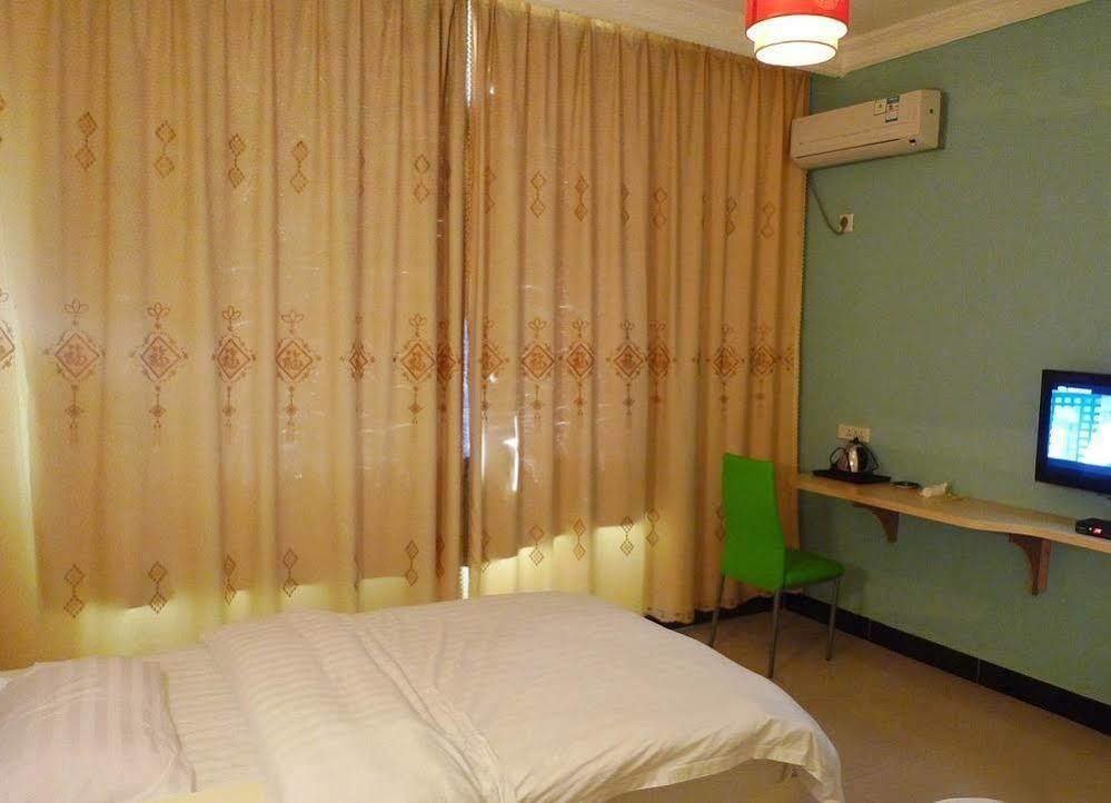 Yangshuo Romantic Inn Buitenkant foto
